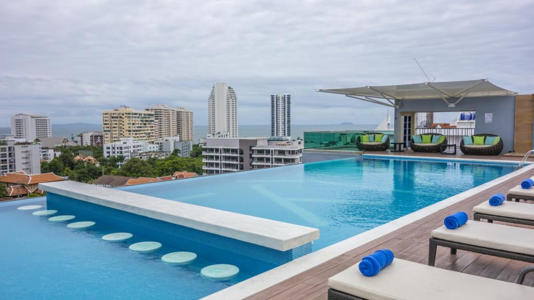 Hotel Unique Regency Pattaya Esterno foto